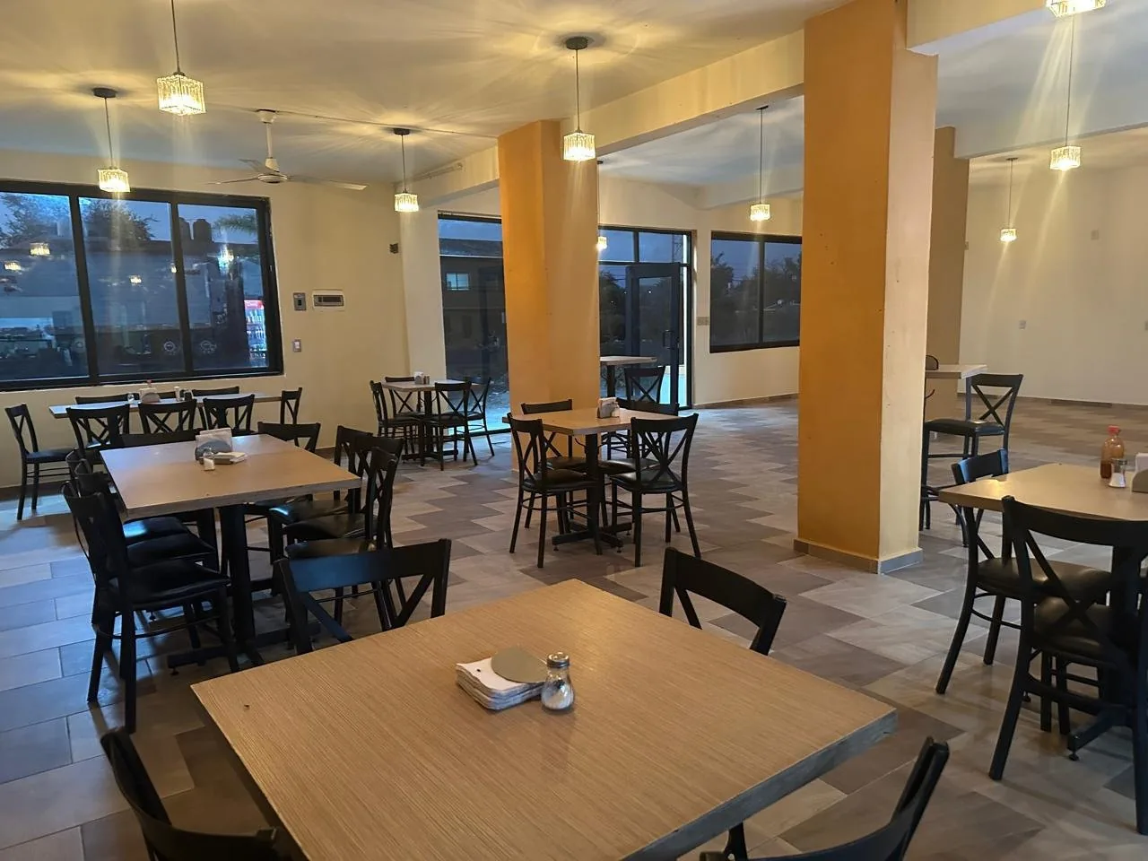 Interior El Güero